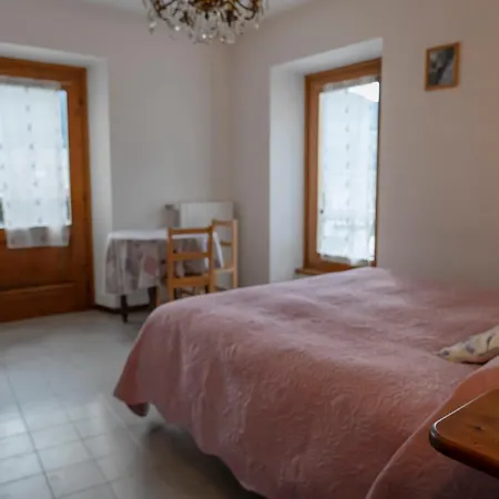 Vecchio Borgo Bed & Breakfast 3*